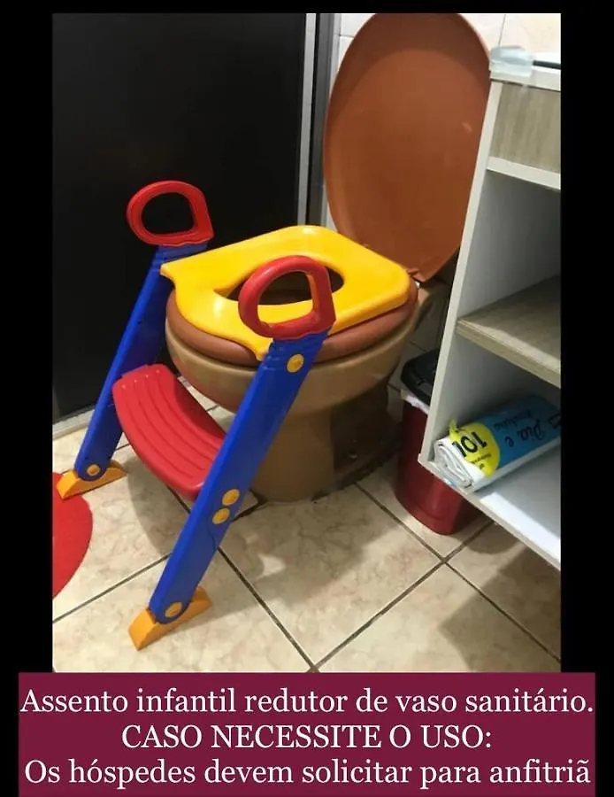 포르투알레그리 Apartamento Familiar Com Estacionamento 아파트 0*,  브라질