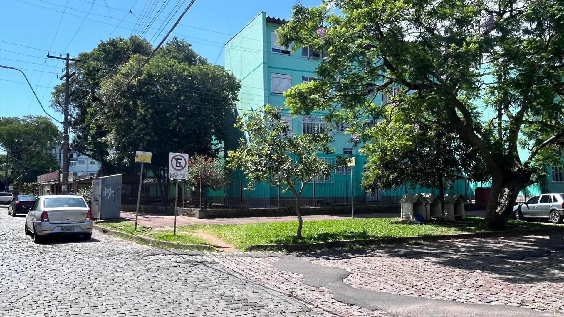 Apartamento Familiar Com Estacionamento Apartamento Porto Alegre 0*,  Brasil